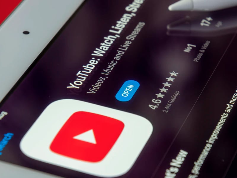 Veidi, kā iegūt vairāk bezmaksas YouTube abonentu savam uzņēmumam